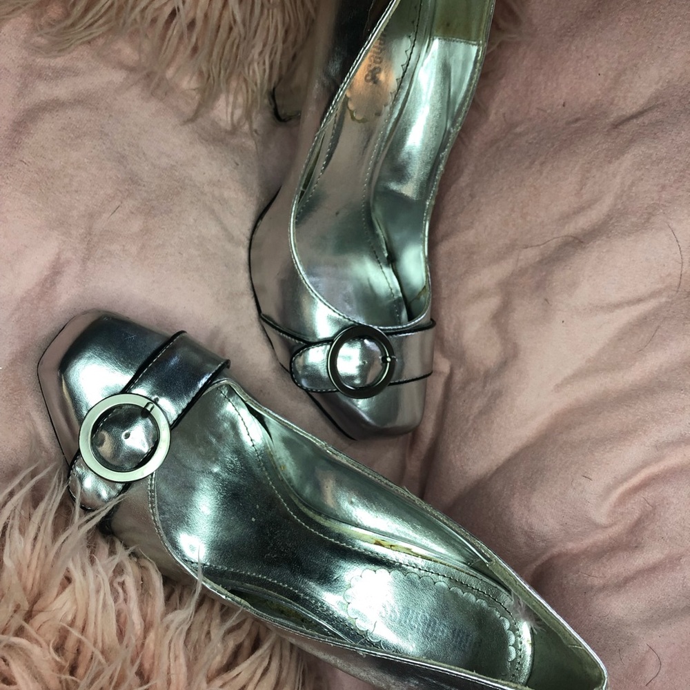 Silver platforms - Picture 2 of 4